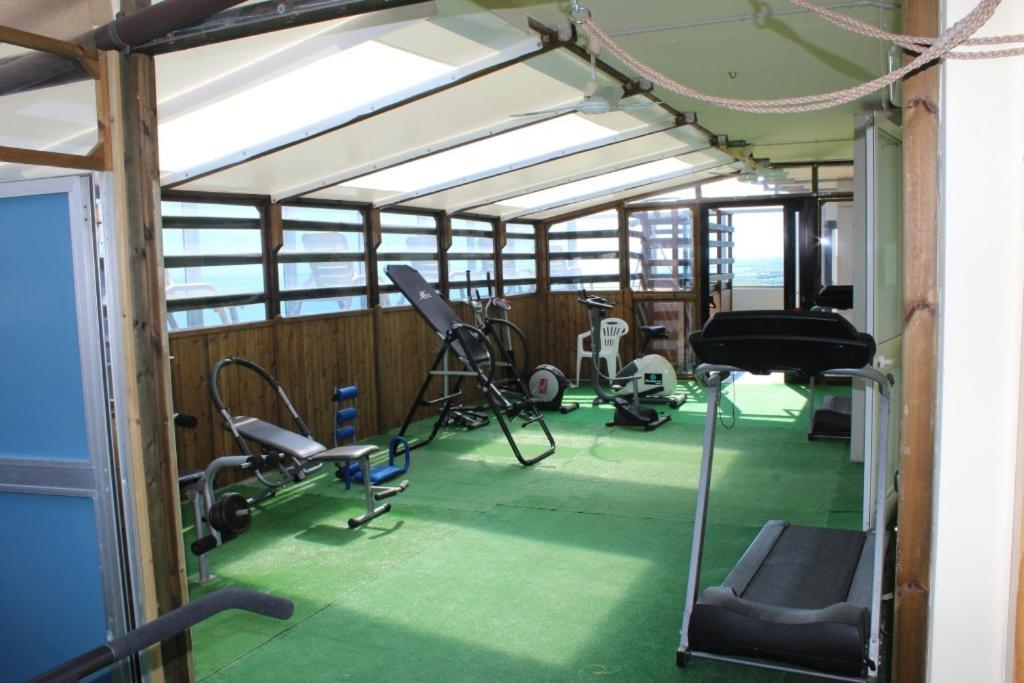 Hotel Byron Milano Marittima Dış mekan fotoğraf