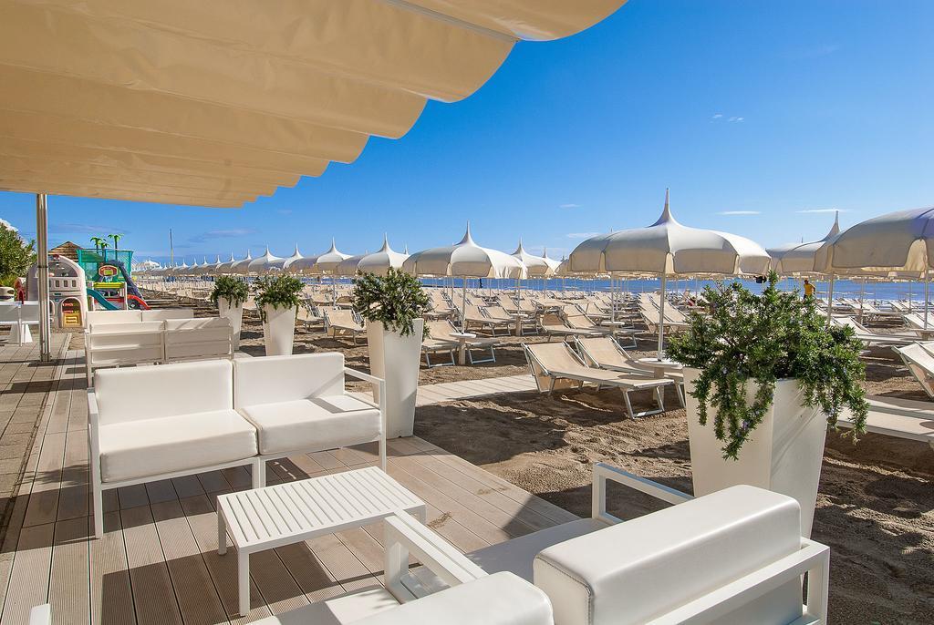 Hotel Byron Milano Marittima Dış mekan fotoğraf