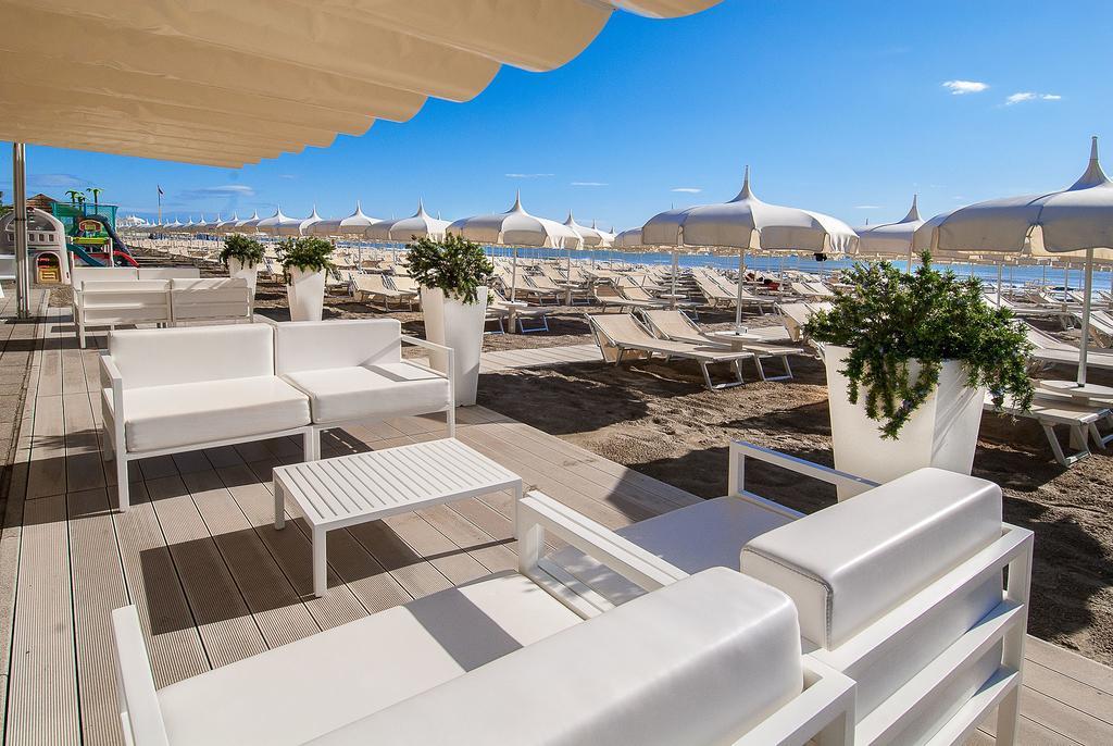 Hotel Byron Milano Marittima Dış mekan fotoğraf