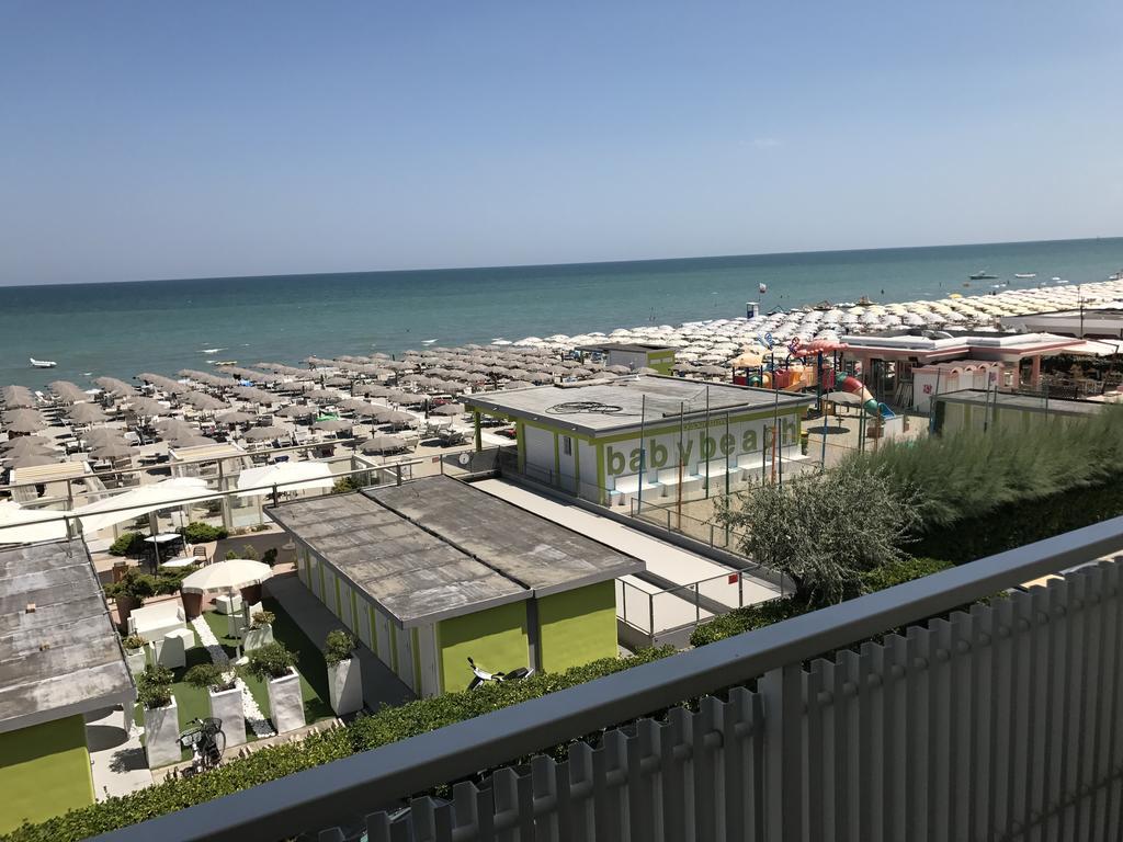 Hotel Byron Milano Marittima Dış mekan fotoğraf