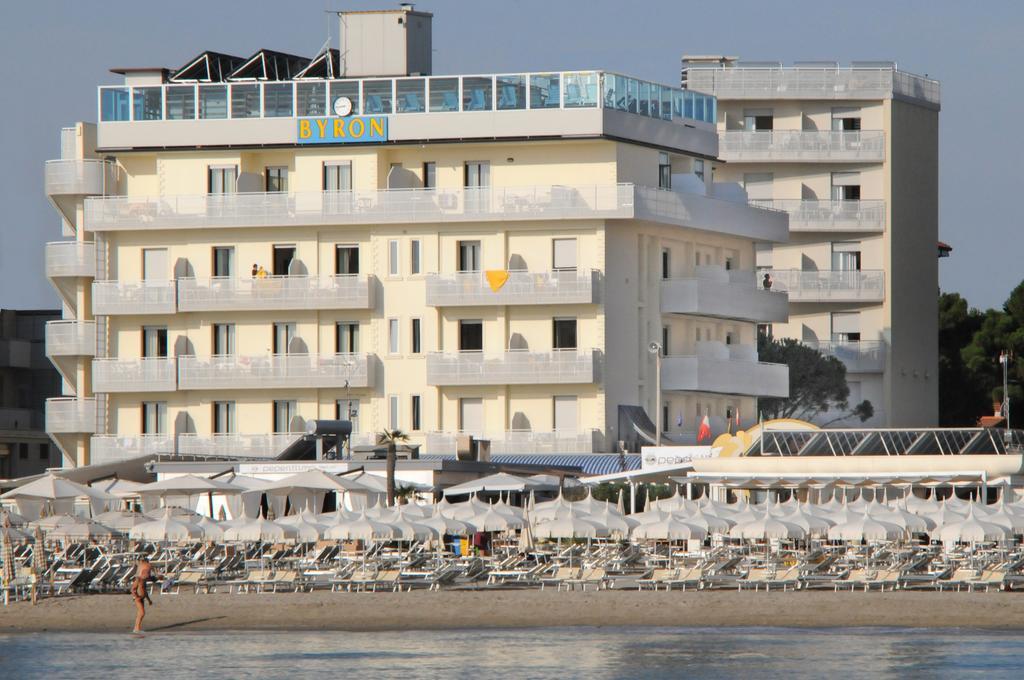 Hotel Byron Milano Marittima Dış mekan fotoğraf