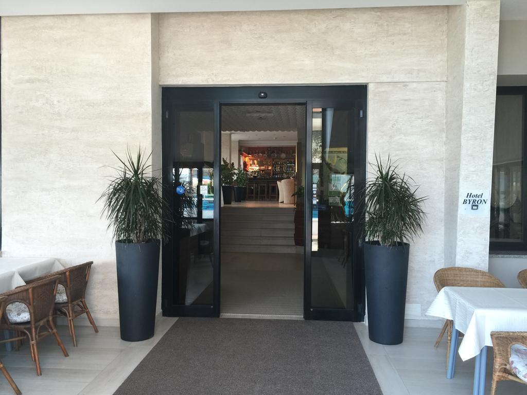 Hotel Byron Milano Marittima Dış mekan fotoğraf