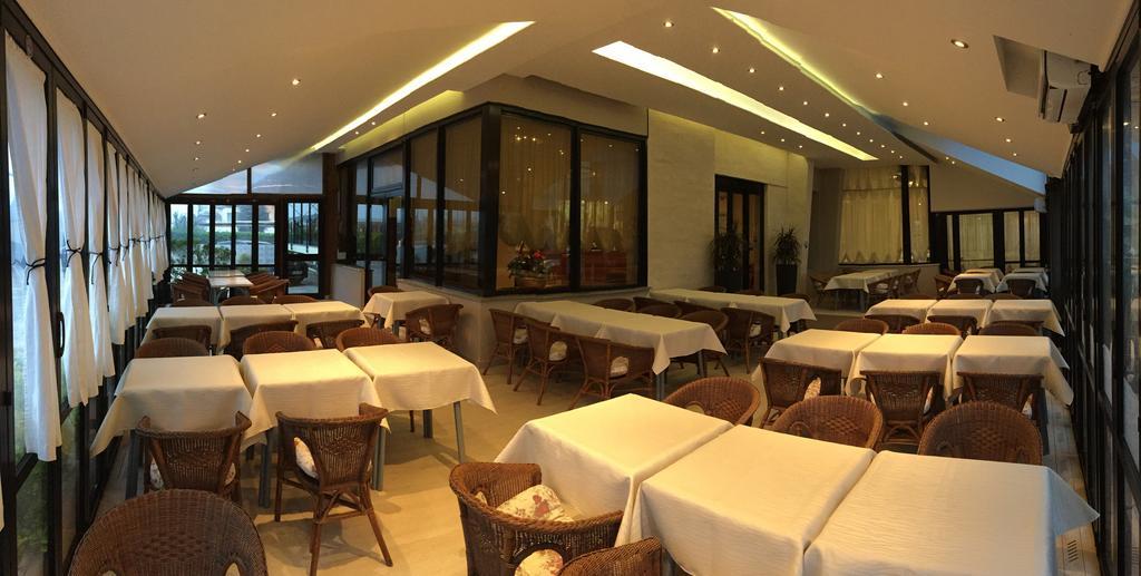 Hotel Byron Milano Marittima Dış mekan fotoğraf