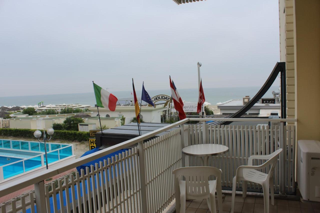Hotel Byron Milano Marittima Dış mekan fotoğraf